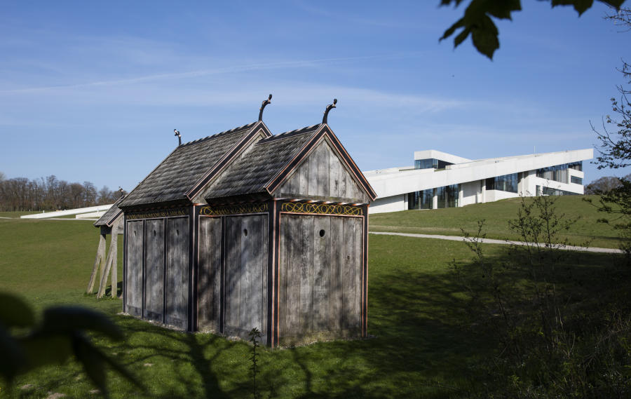  :    "ÅH AARHUS" ......a book about Aarhus, European Capital of Culture 2017 : Carsten Ingemann - Denmark - photographer-visual artist