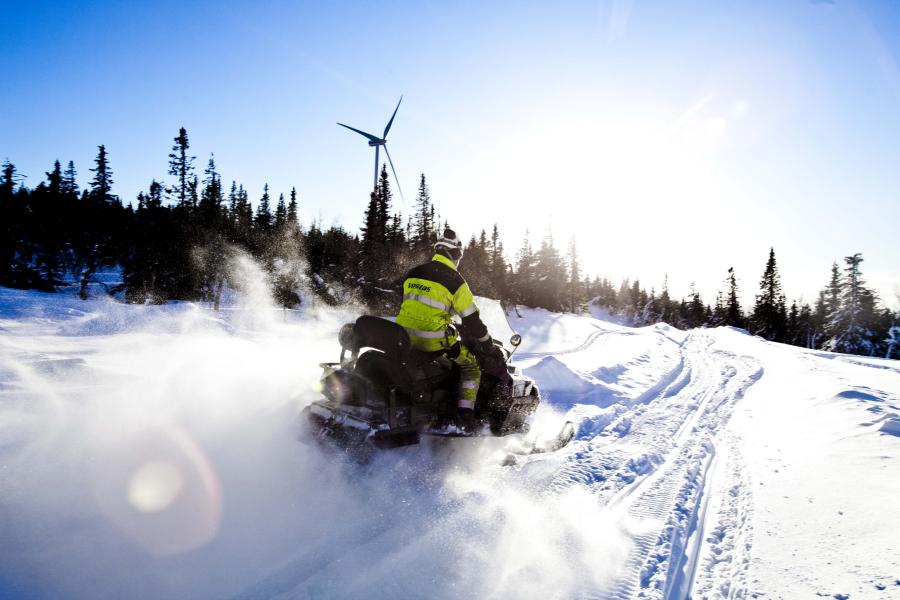 Østerås for Vestas : REPORTAGE/PORTRÆT : Carsten Ingemann - Denmark - photographer-visual artist